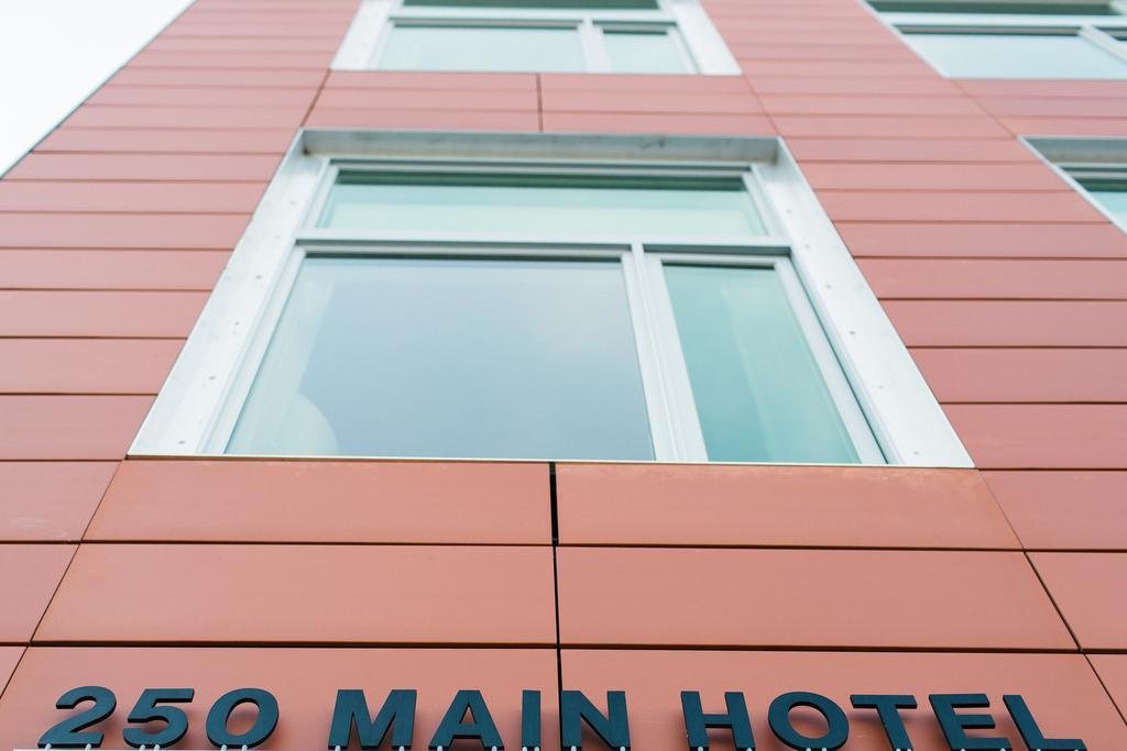 רוקלנד 250 Main Hotel מראה חיצוני תמונה